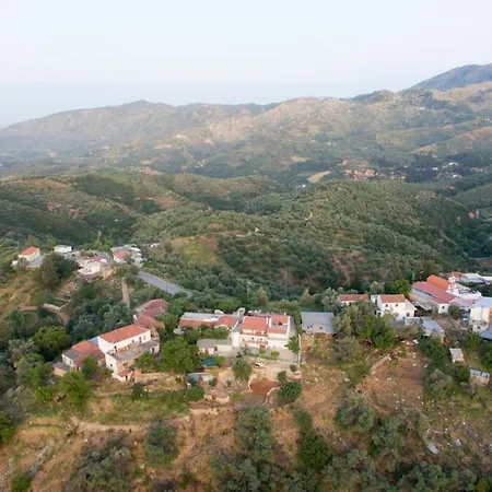 Ortaki Traditional House Loulos