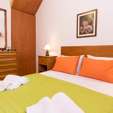 Holiday home Ortaki Traditional House *