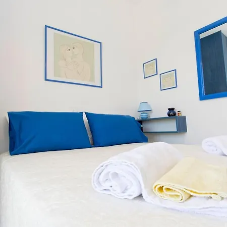 Holiday home Ortaki Traditional House